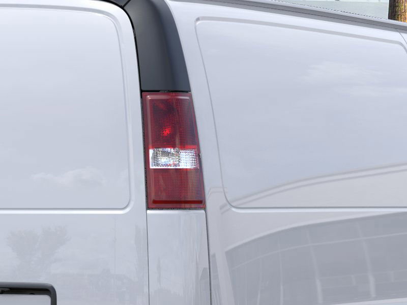2025 Gmc Savana Cargo 2500 photo 9