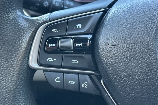 2019 Honda Accord EX photo 28