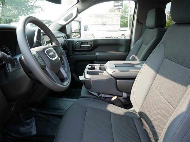 2025 Gmc Sierra 2500 HD Pro photo 4