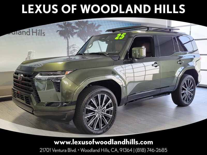 2025 Lexus GX Luxury's photo