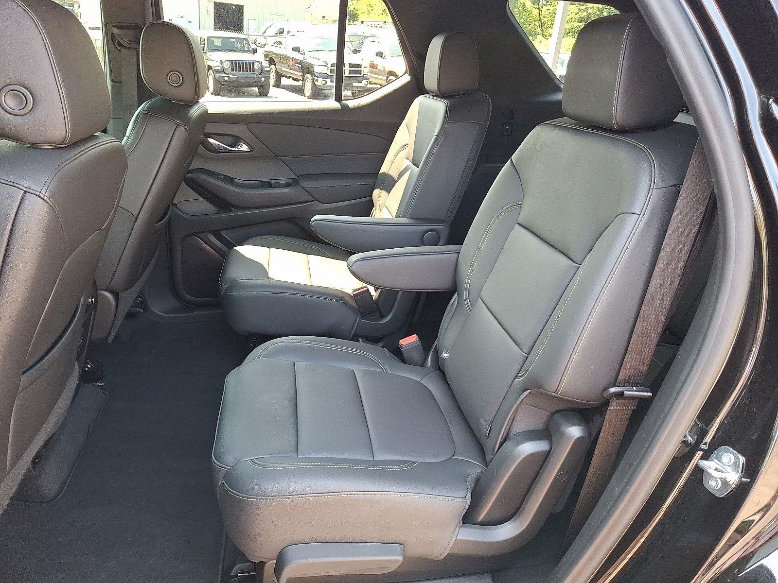 2023 Chevrolet Traverse Leather photo 10