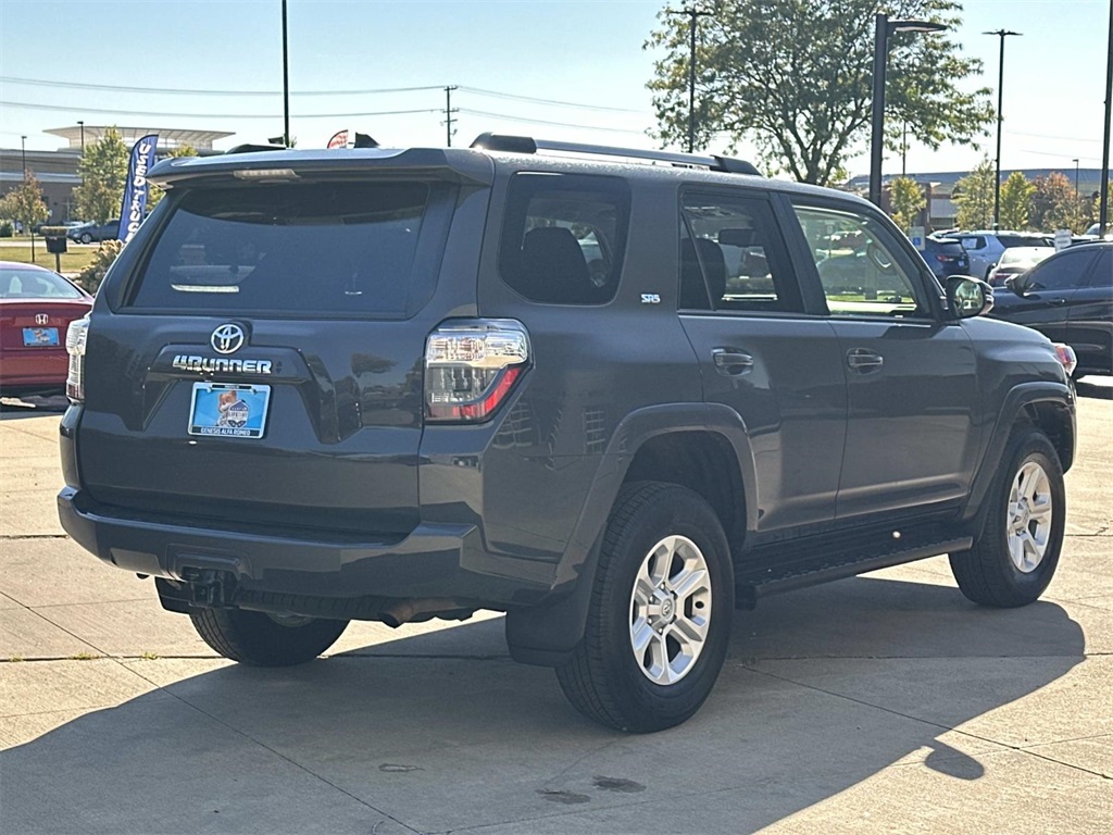 2024 Toyota 4Runner SR5 Premium photo 4