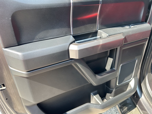2018 Ford F-150 Lariat photo 10