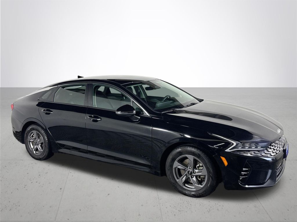 2023 Kia K5 LXS photo 3