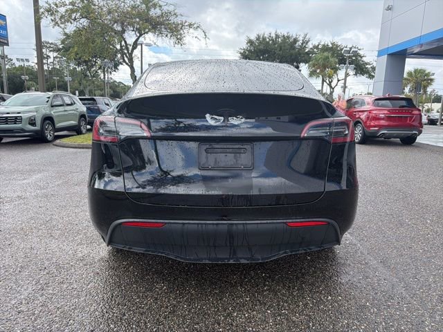 2024 Tesla Model Y Long Range photo 4