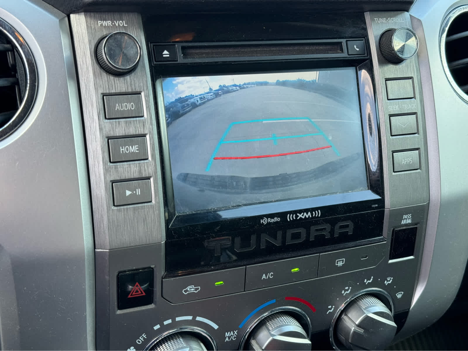 2018 Toyota Tundra SR5 photo 13