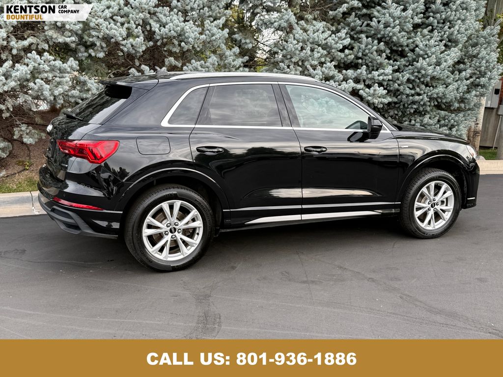 2025 Audi Q3 S line Premium photo 7
