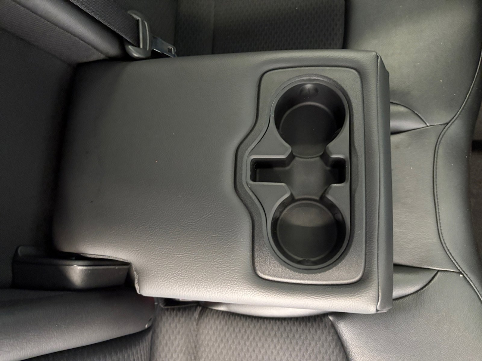2022 Jeep Compass Latitude photo 32