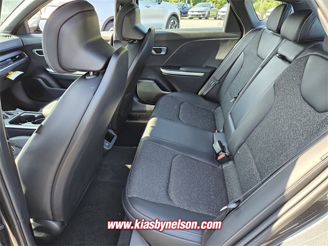 2025 Kia K4 GT-Line photo 4