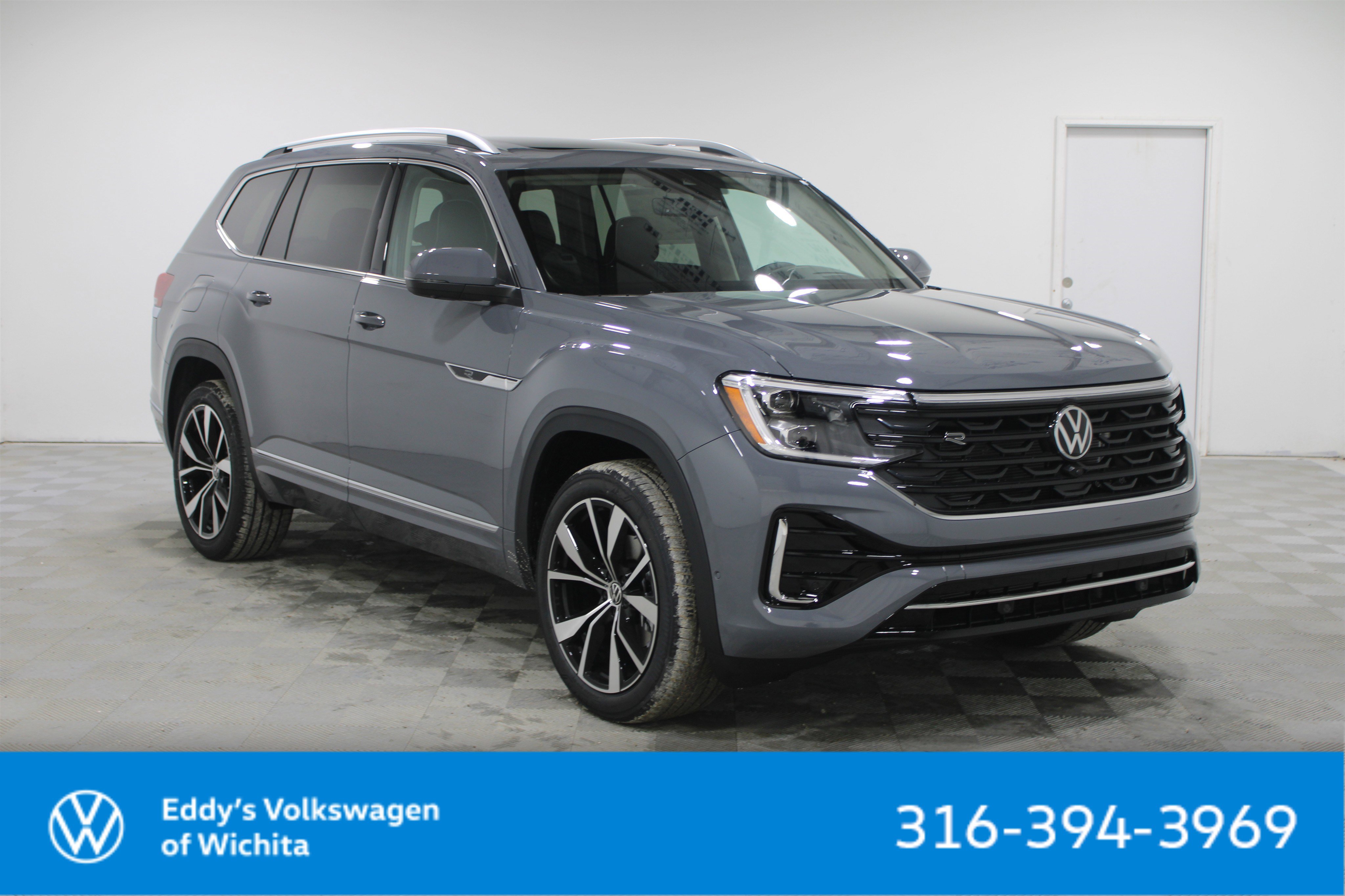 2026 Volkswagen Atlas SEL Premium R-Line's photo