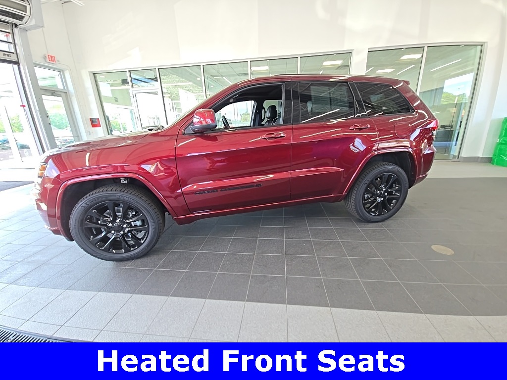 2022 Jeep Cherokee Laredo X photo 2