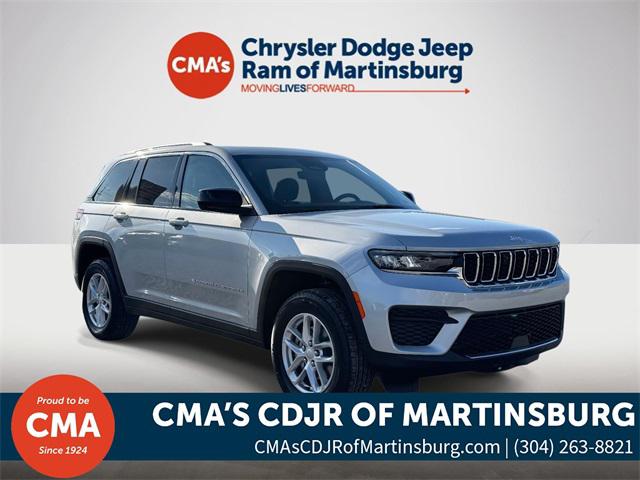 2025 Jeep Grand Cherokee Laredo's photo