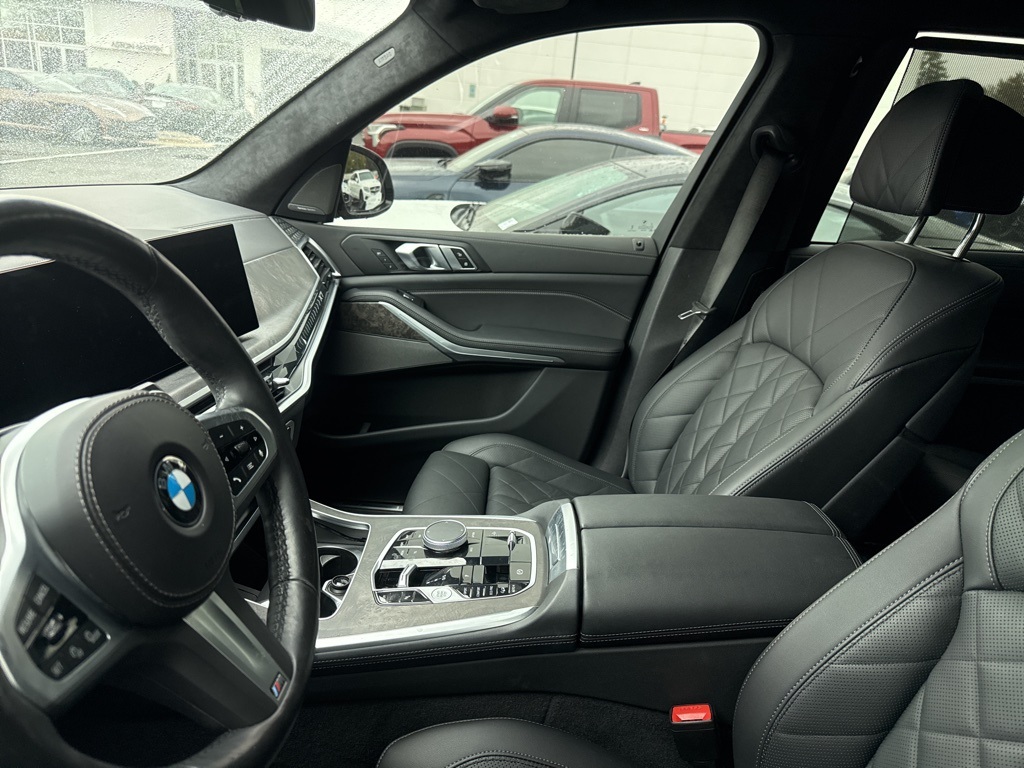 2023 Bmw X7 xDrive40i photo 3