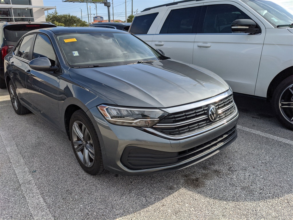 2024 Volkswagen Jetta SE photo 5