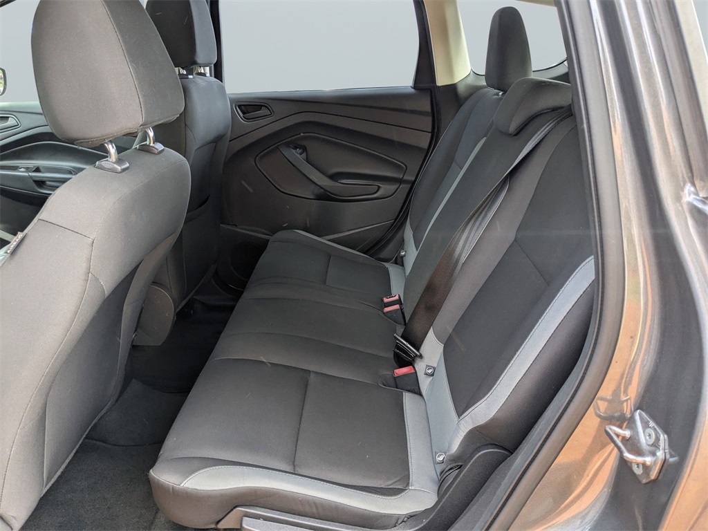 2014 Ford Escape S photo 9