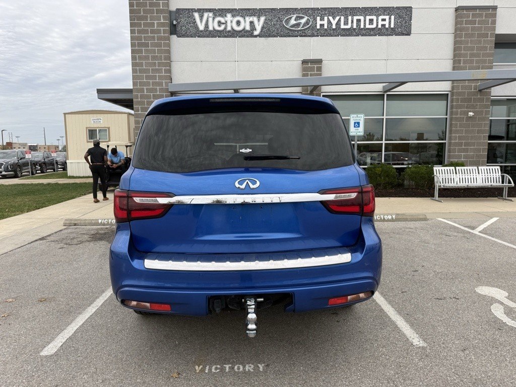 2021 Infiniti QX80 Luxe photo 4
