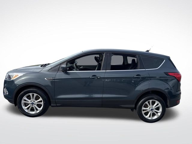 Used 2019 Ford Escape SE with VIN 1FMCU9GD7KUA08604 for sale in New Bedford, MA