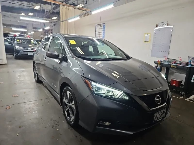 Used 2018 Nissan LEAF SV with VIN 1N4AZ1CP2JC314327 for sale in Portland, OR