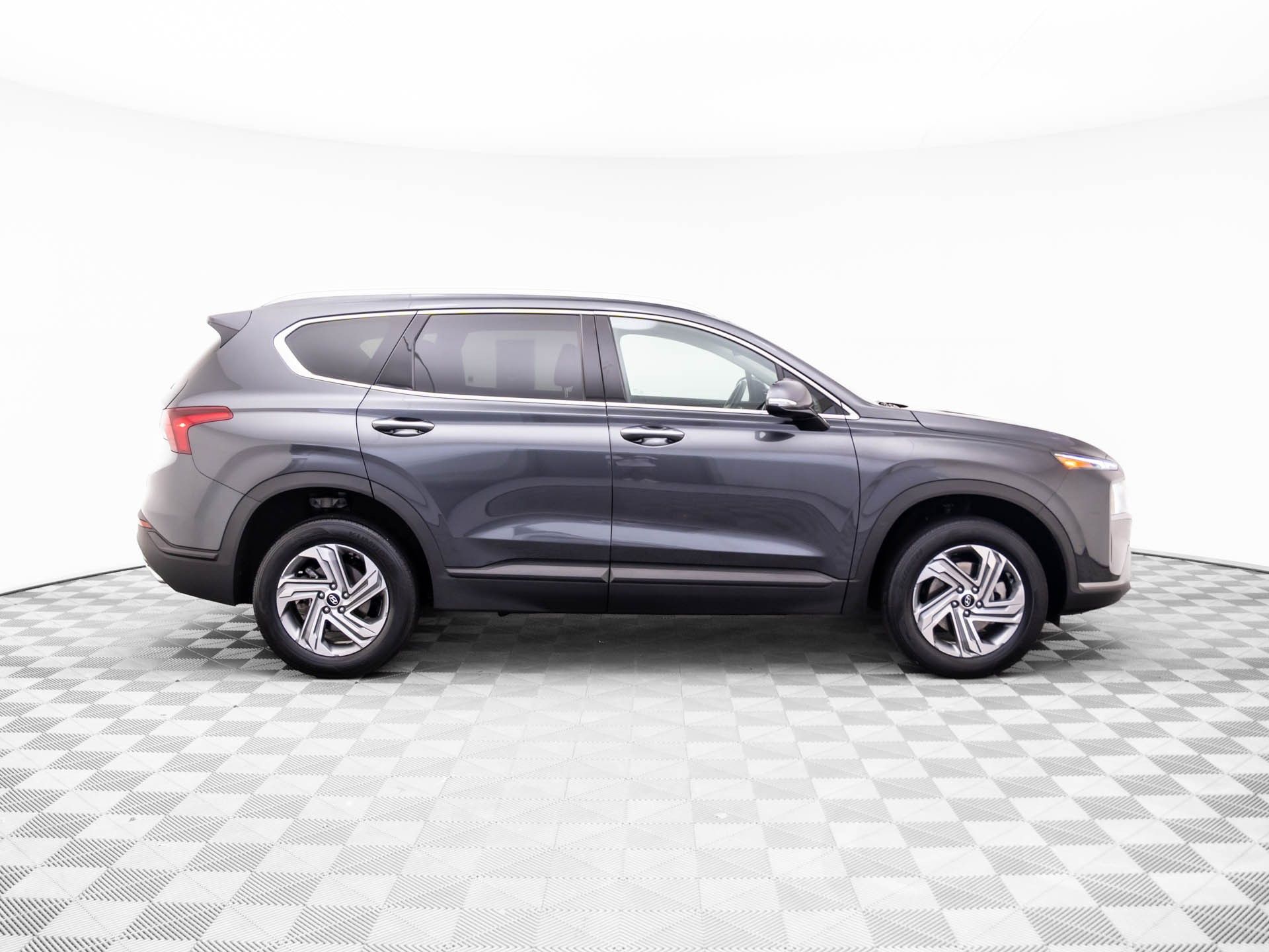 2023 Hyundai Santa Fe SEL photo 3