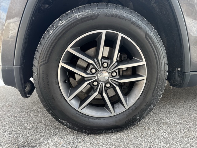 Used 2015 Jeep Grand Cherokee Limited with VIN 1C4RJFBG9FC237630 for sale in Crown Point, IN