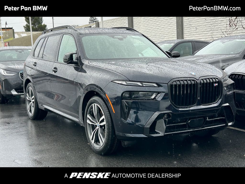 2026 BMW X7 M60i's photo