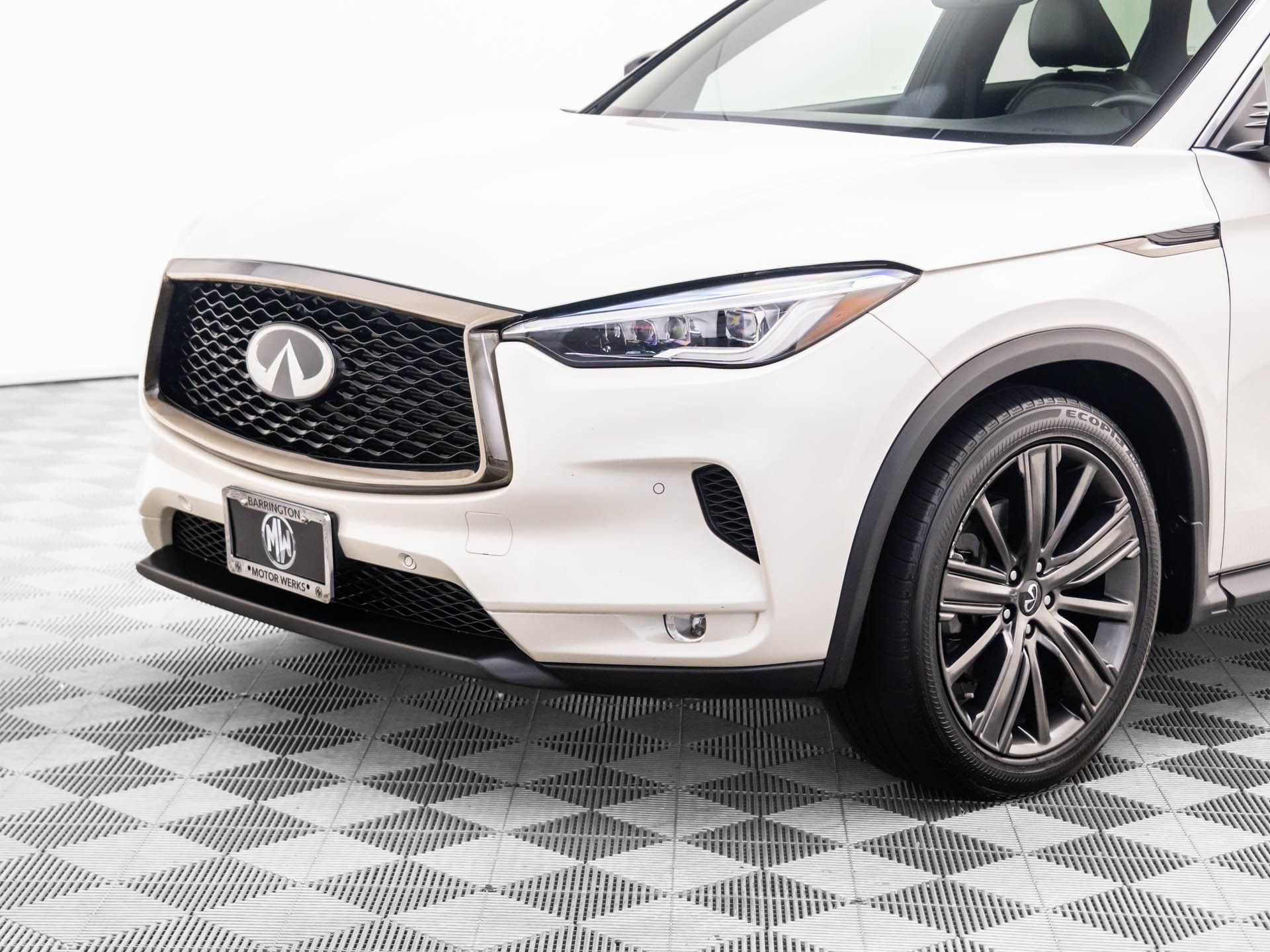 2020 Infiniti QX50 Essential AWD photo 29