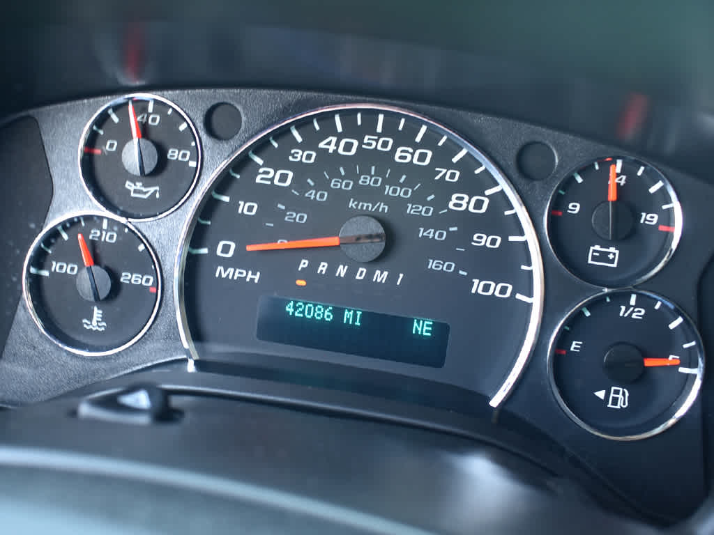 2014 Chevrolet Express 2500 LT photo 8