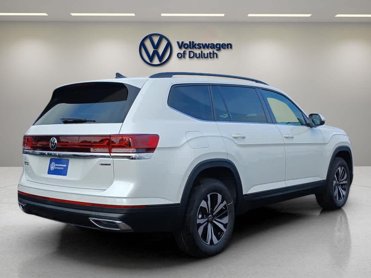 2026 Volkswagen Atlas SE photo 5