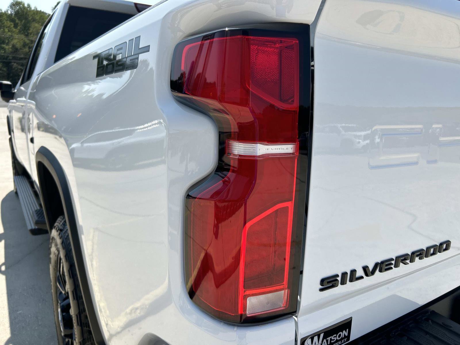 2025 Chevrolet Silverado 2500HD LT photo 10