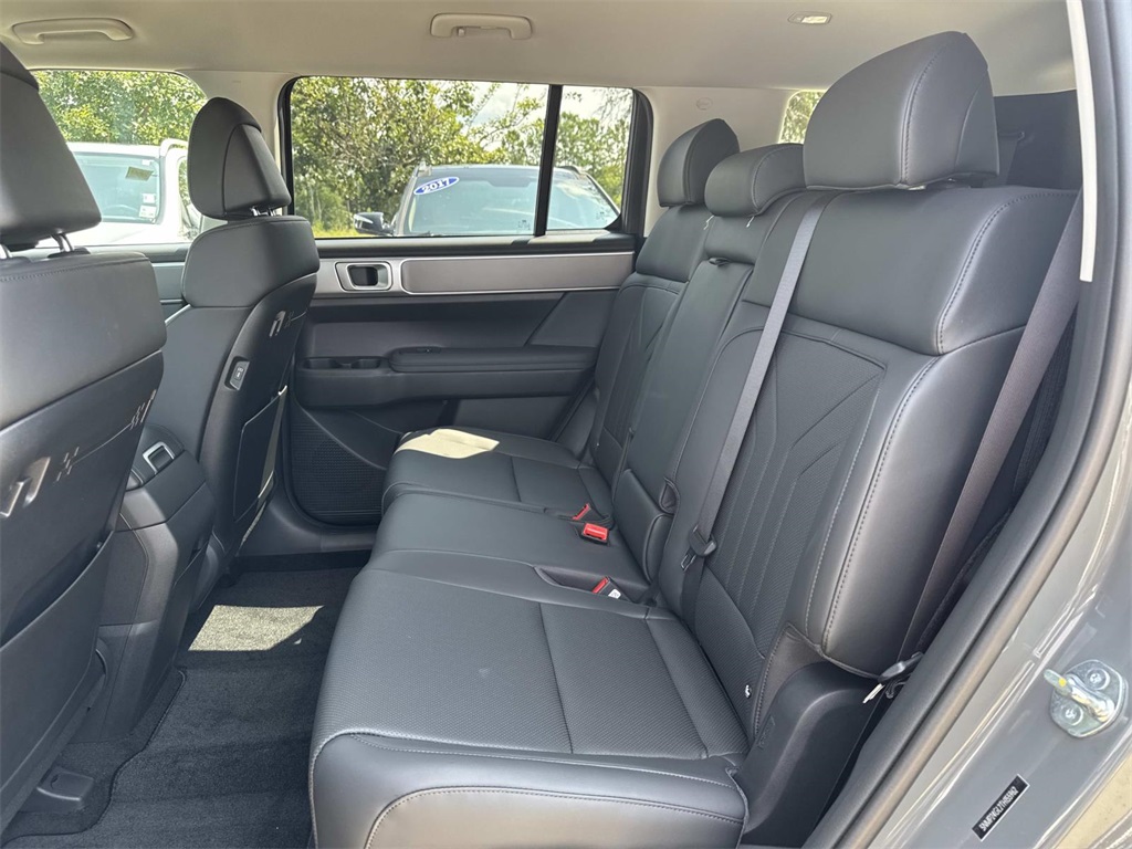 2026 Hyundai Santa Fe SEL photo 4