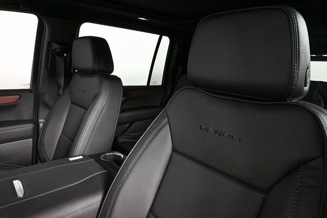 2026 Gmc Yukon XL Denali photo 5