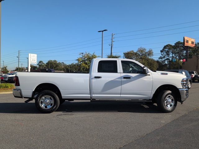 2026 Ram 2500 Tradesman photo 3