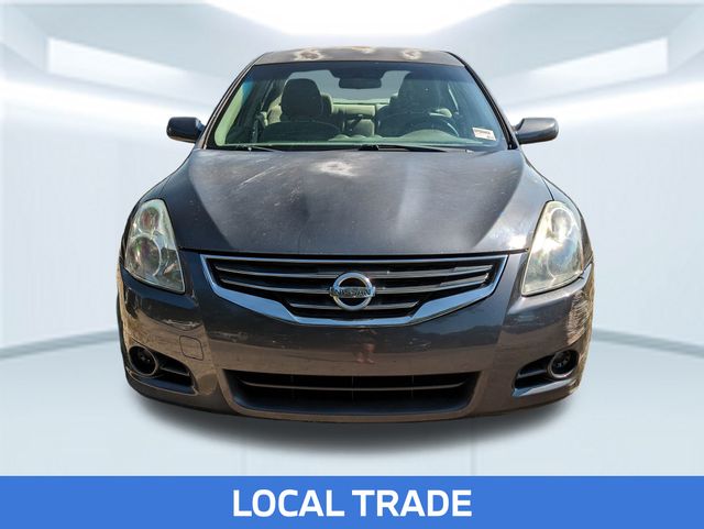 2010 Nissan Altima 2.5 photo 2