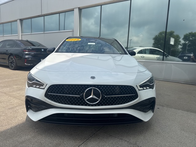 2025 Mercedes Benz CLA 250 4MATIC photo 2