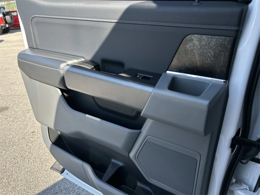 2021 Ford F-150 XLT photo 17