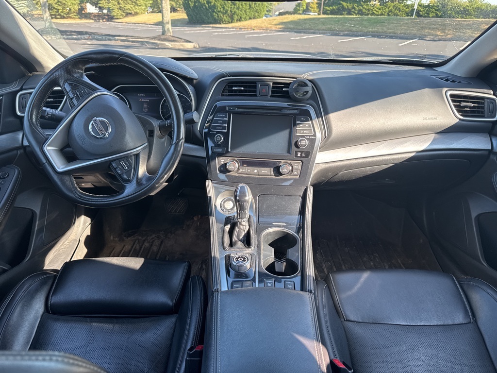 2018 Nissan Maxima SV photo 12