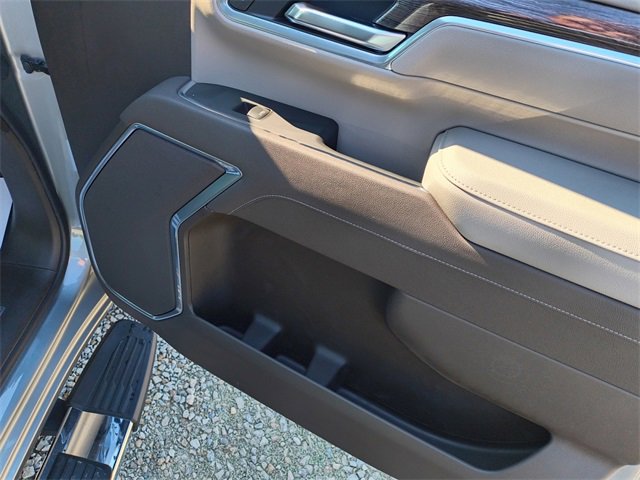 2025 Chevrolet Silverado 2500HD LTZ photo 11