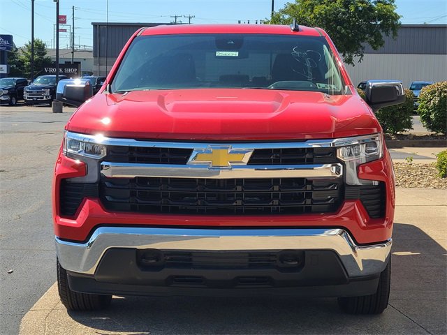 2025 Chevrolet Silverado 1500 LT photo 9