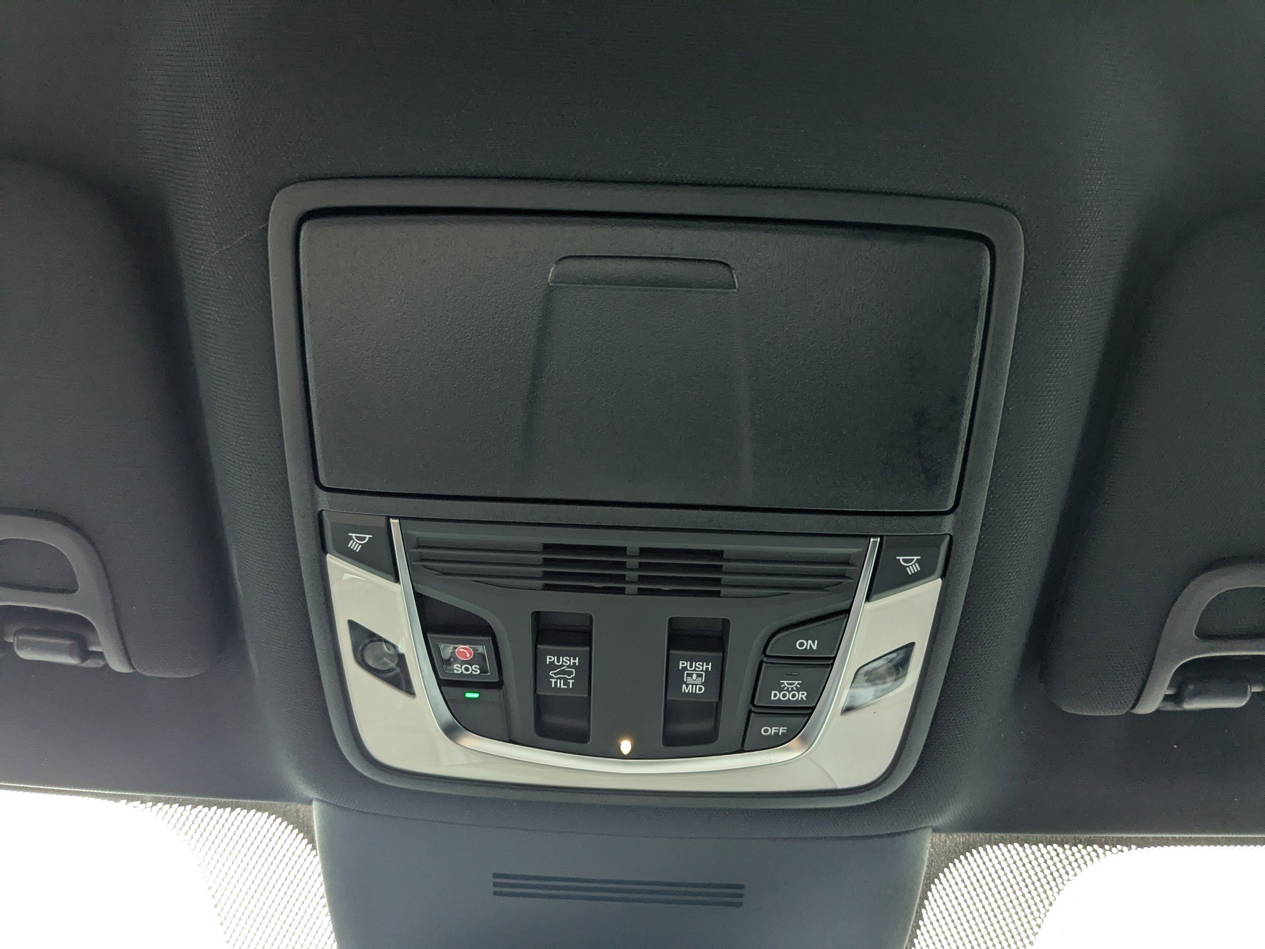 2025 Acura MDX SH-AWD A-Spec photo 24