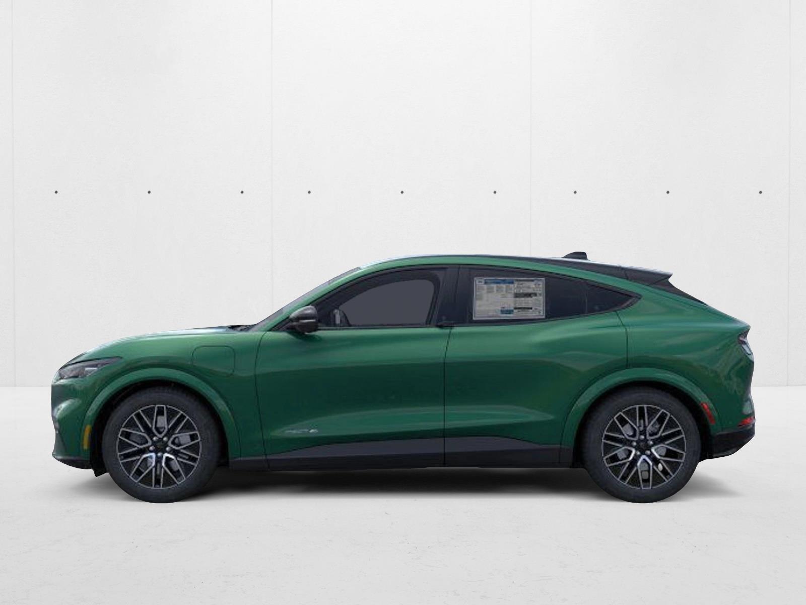2025 Ford Mustang Mach-E Premium photo 3