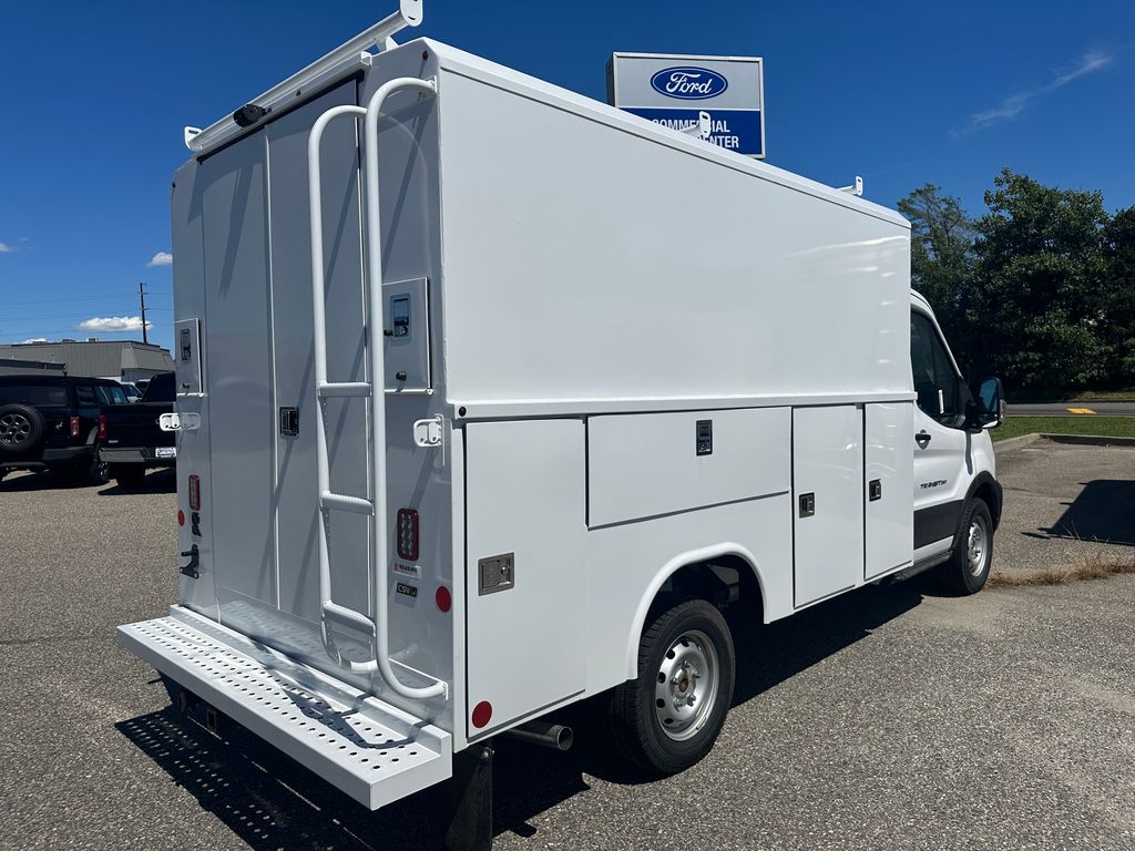 2025 Ford Transit Chassis Cutaway photo 6