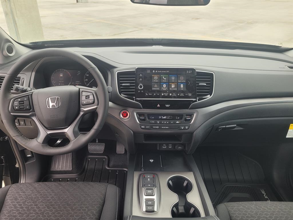 2025 Honda Ridgeline Sport photo 7
