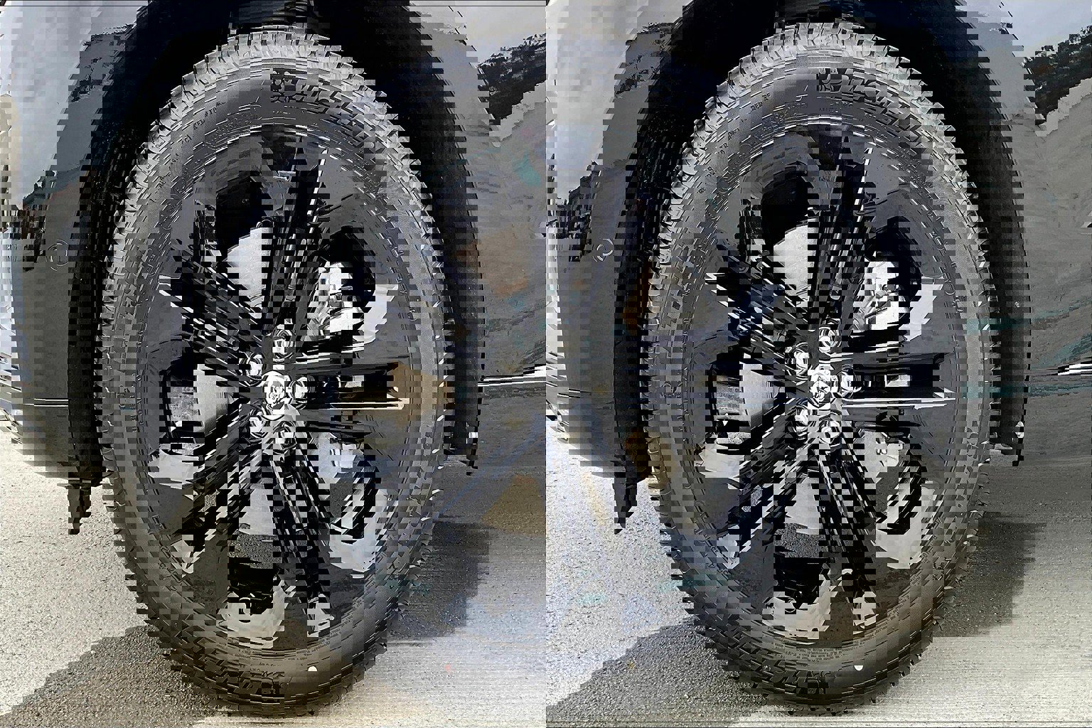 2026 Jaguar F-PACE P250 R-Dynamic S photo 11