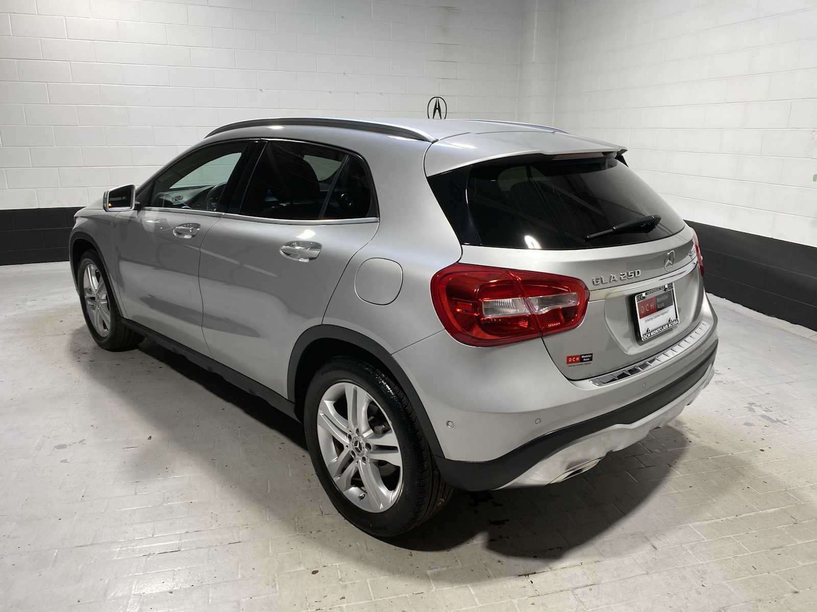 2018 Mercedes Benz GLA 250 4MATIC photo 4