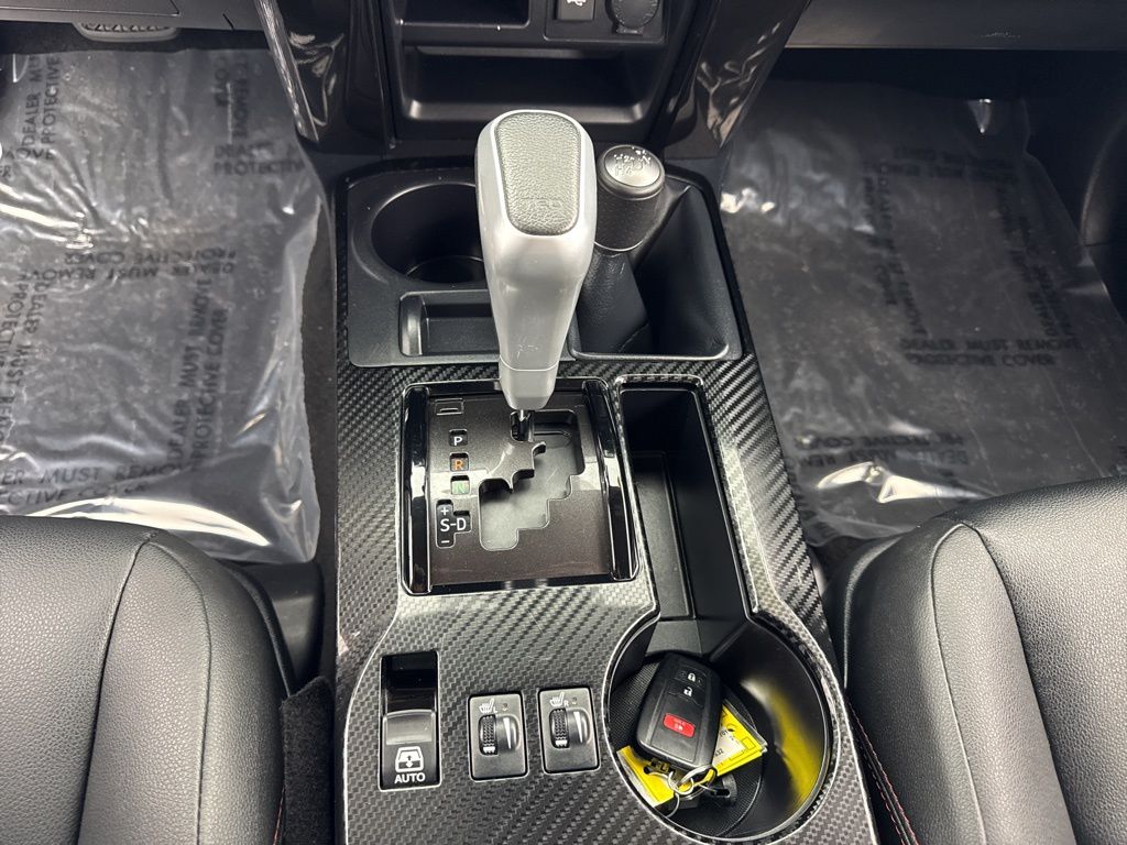 2024 Toyota 4Runner TRD Off-Road Premium photo 12