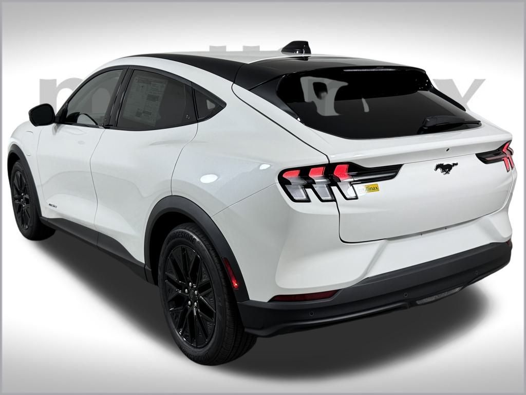 2025 Ford Mustang Mach-E Select photo 3