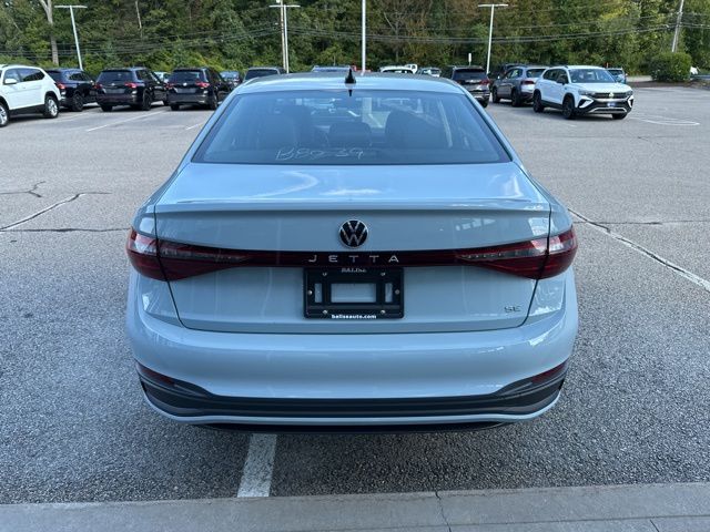 2025 Volkswagen Jetta SE photo 3