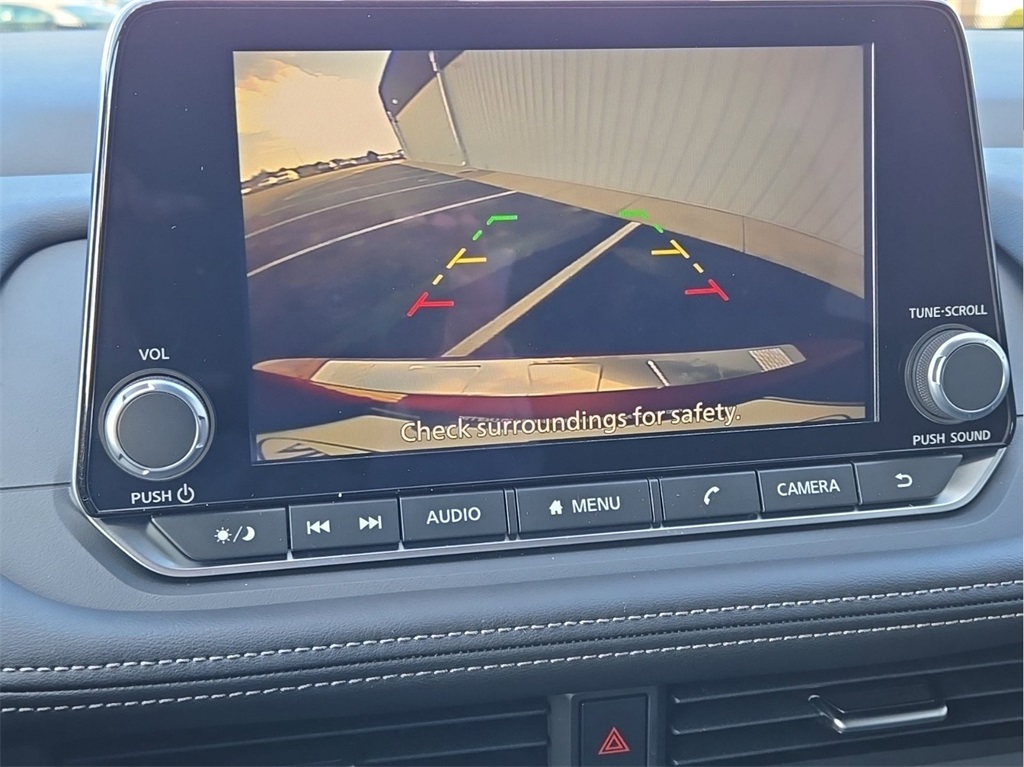 2025 Nissan Rogue SV photo 28