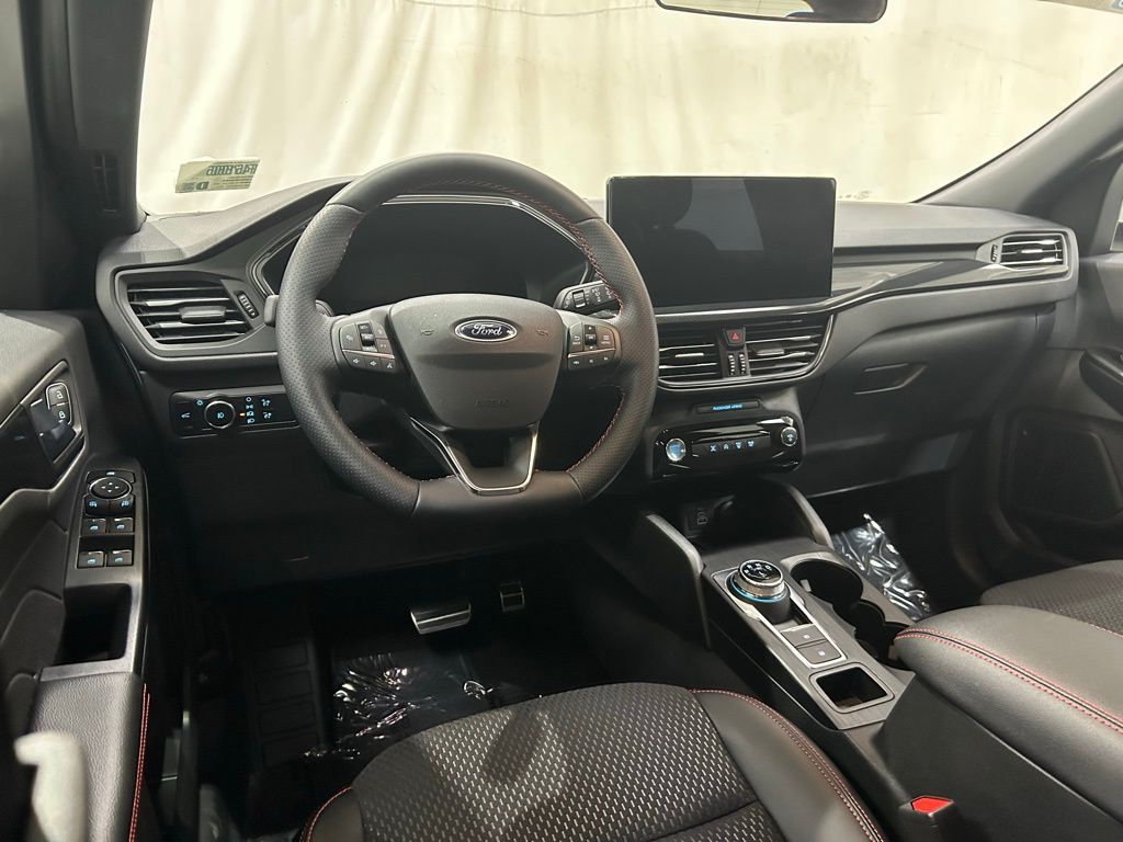 2024 Ford Escape ST-Line Select photo 14