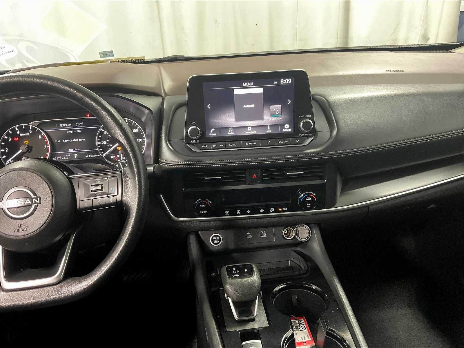 2023 Nissan Rogue SV photo 17